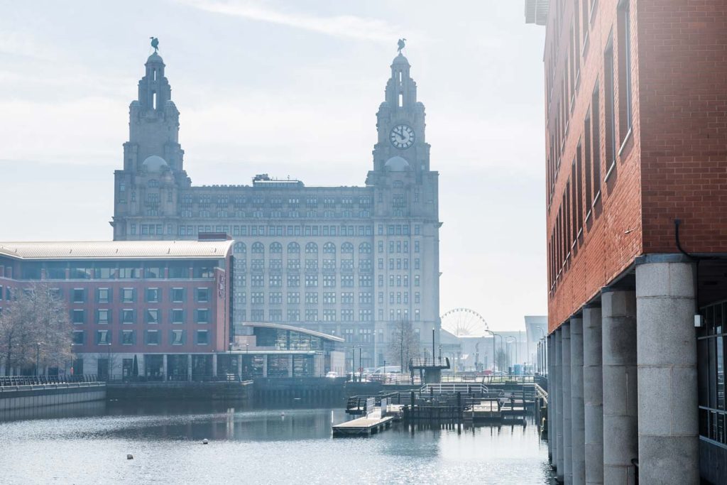 Same-day Courier Liverpool