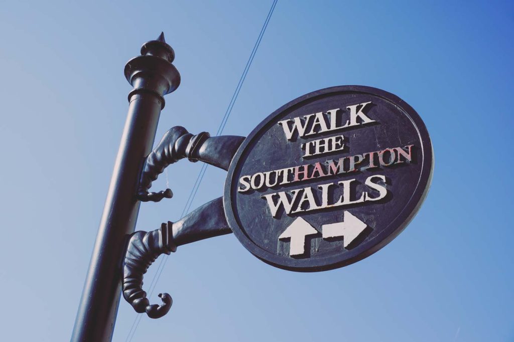 Same-day Courier Southampton
