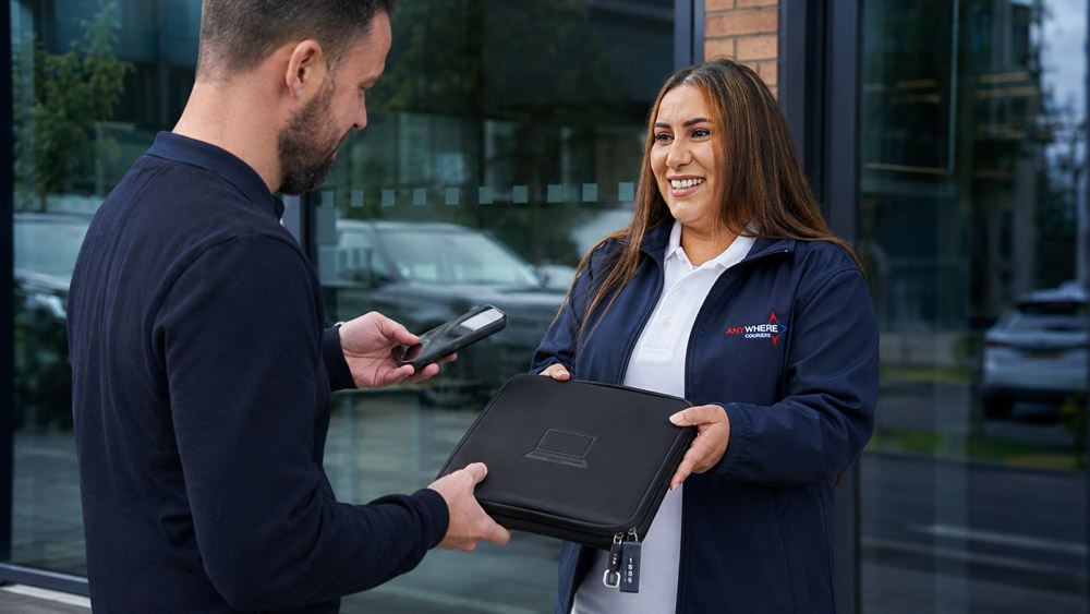 Same Day Secure Laptop Couriers